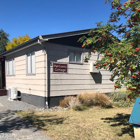 High Country Cottage Twizel Exterior photo